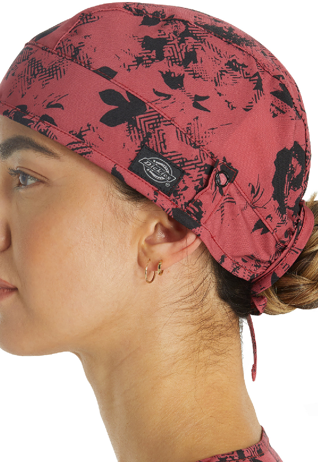 Dickies Women’s Print Scrub Cap in Grunge N Roses