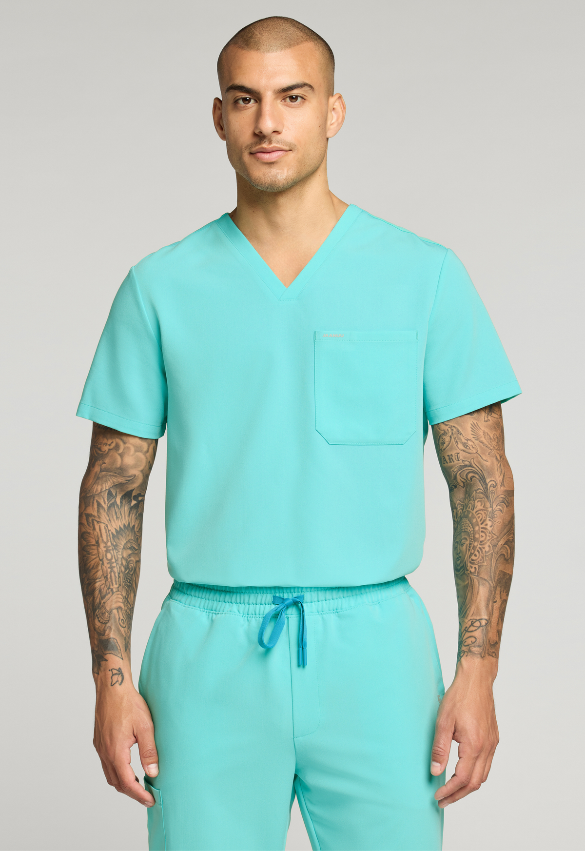 Holmes Ultralast Top with Rhodes Everyday Pant M10001 / M20001