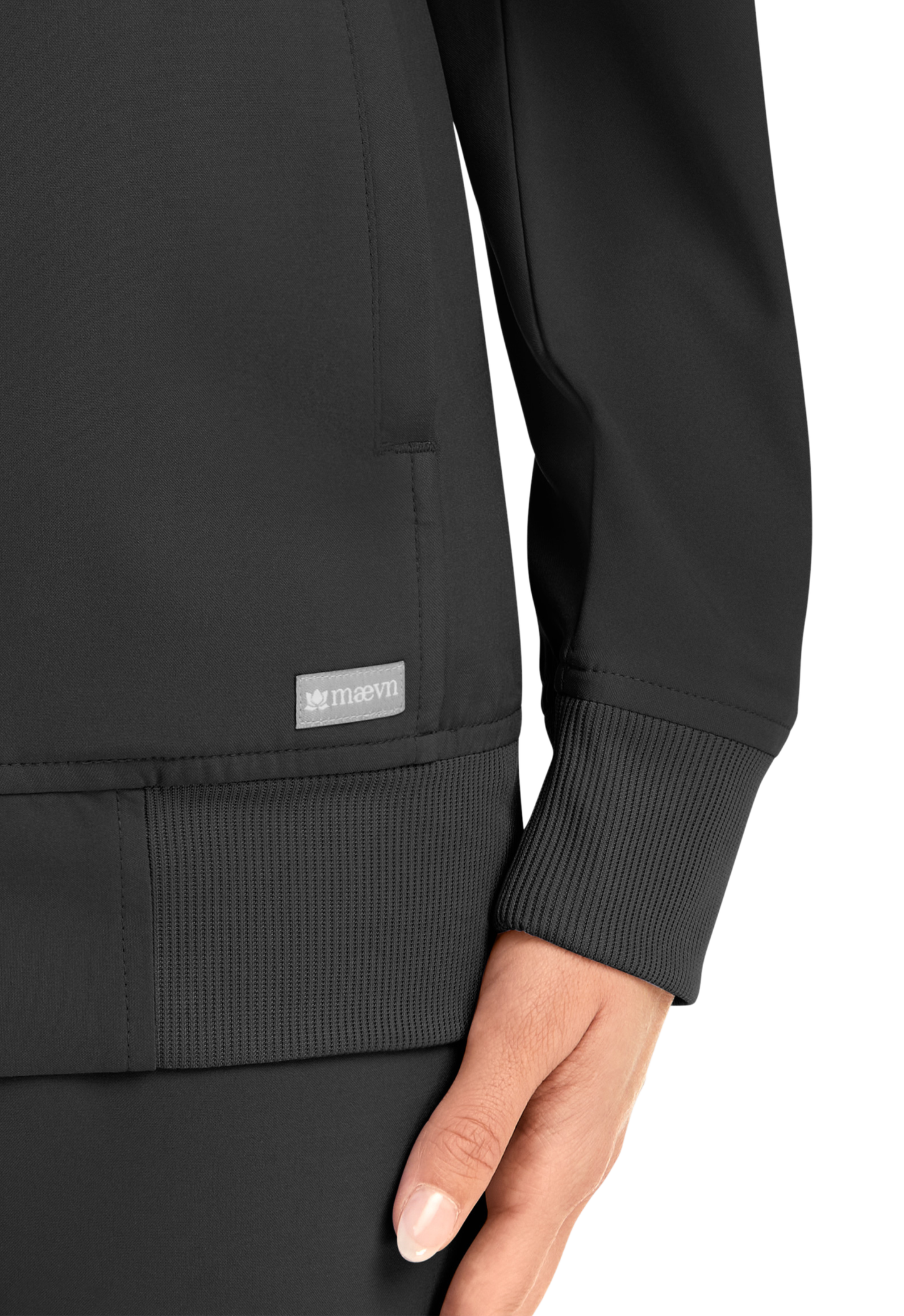 MOMENTUM Women’s Scrub Jacket 5061